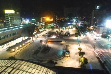 2011_0129_204545-出雲駅前雪のロータリー.jpg