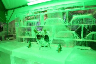 札幌雪まつりススキノ02.jpgのサムネール画像